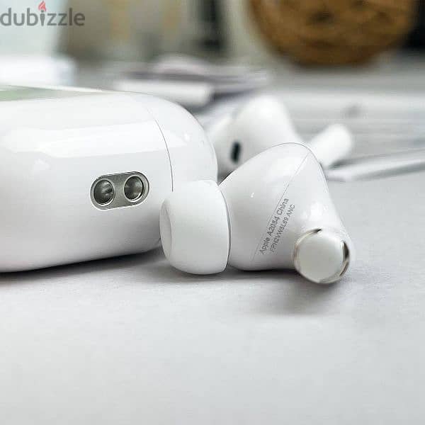 AIRPODS PRO 2 TYPE C COPY AAA LIKE ORGENAL 100% 2