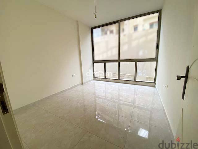 Catchy Apartment For Sale in Sin El Fil  sin0004dpst 4