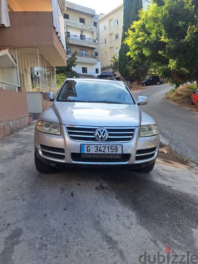 Volkswagen Touareg 2006 very clean