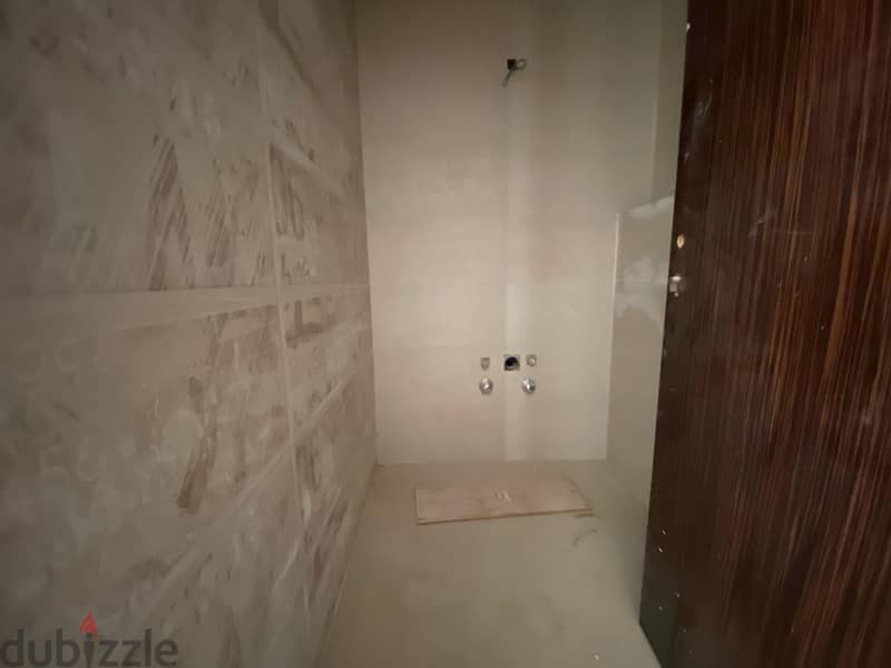 Apartment for sale in Naqqache شقة للبيع بالنقاش 4