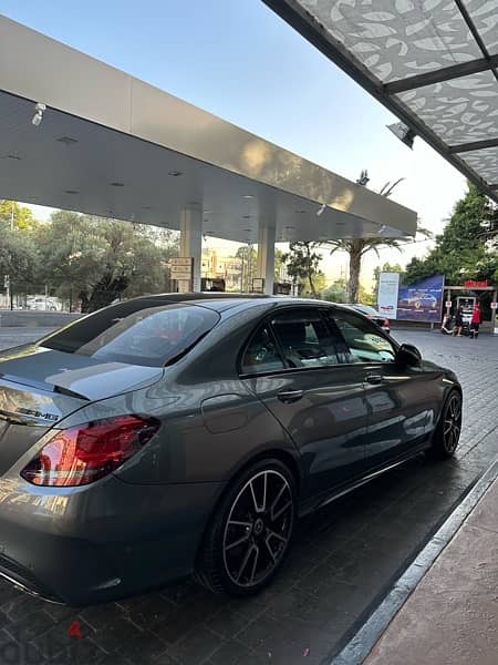 Mercedes C43 AMG 2018 4