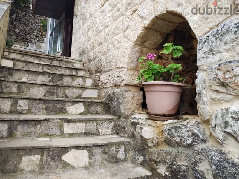 L16027-Old House For Sale in Ghazir With Mountain View 4