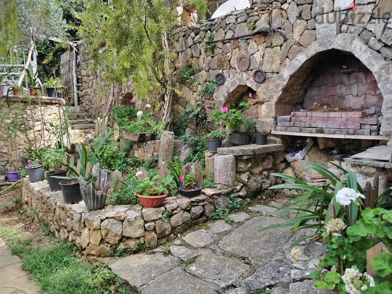 L16027-Old House For Sale in Ghazir With Mountain View 5