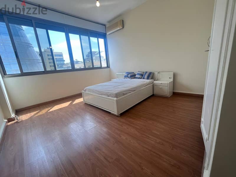 Apartment for sale in badaro شقة طابق علوي للبيع في بدارو 14