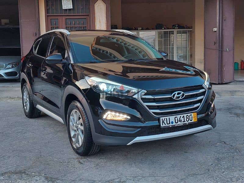 Hyundai Tucson 2017 40 000 miles ajnabe 2