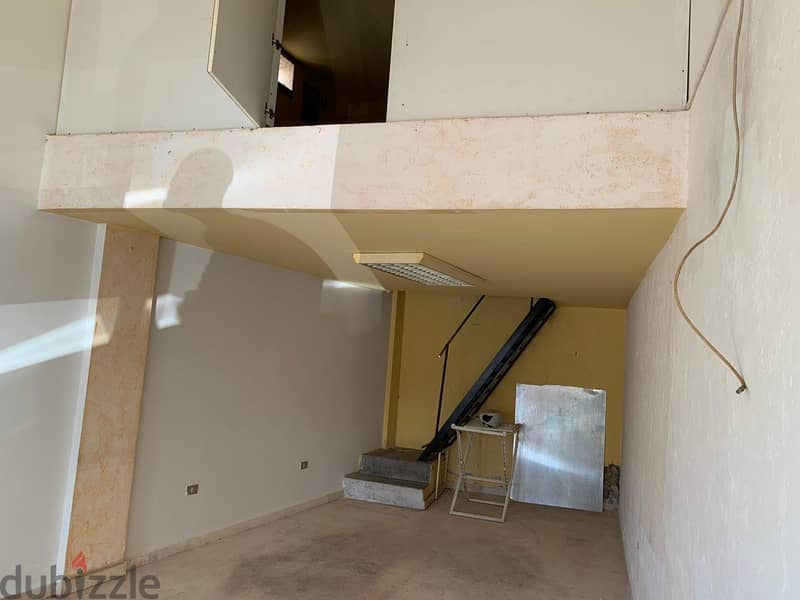 RWB104MT - Shop for rent in Jbeil 4