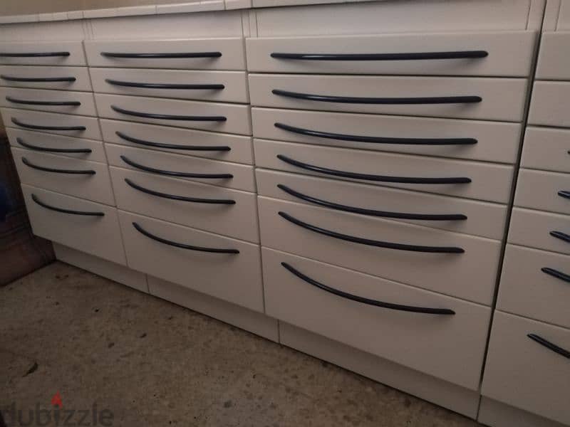 dental cabinet 1