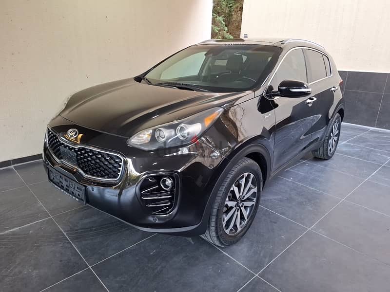 Kia Sportage EX with free registration 2