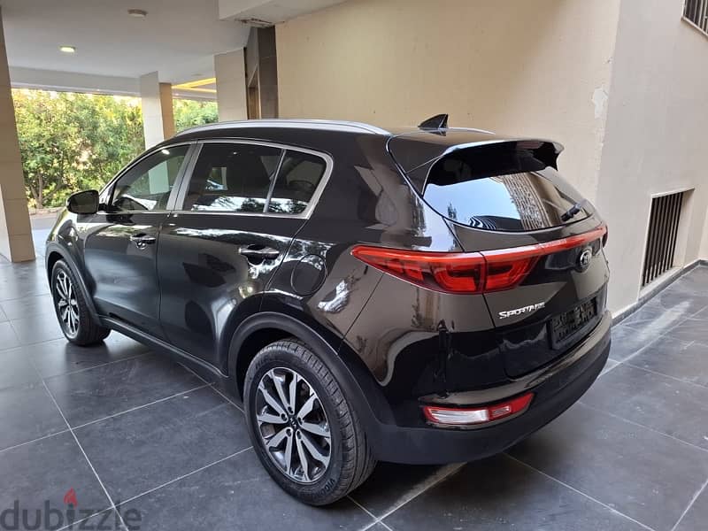 Kia Sportage EX with free registration 3