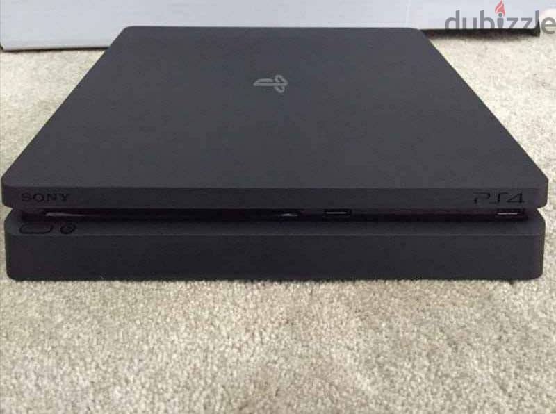 PS4 SLIM 0