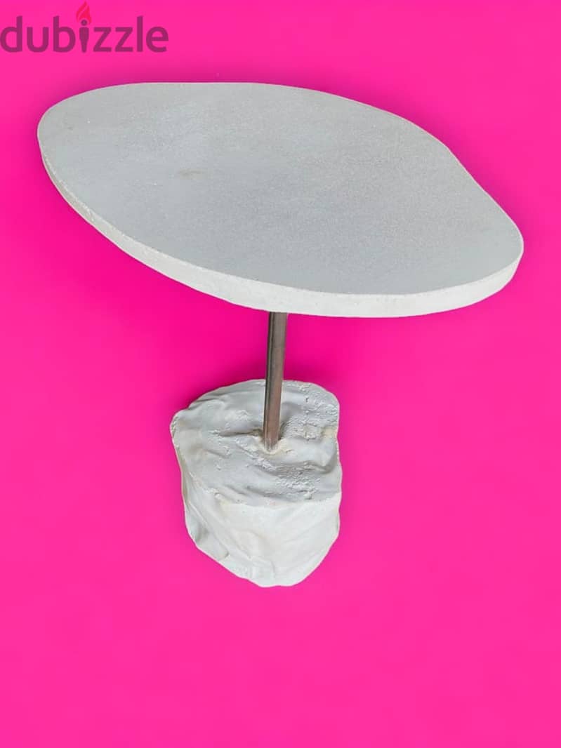 Concrete side tables 2