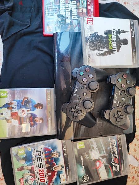 ps3 + 2 controller 5 games 2