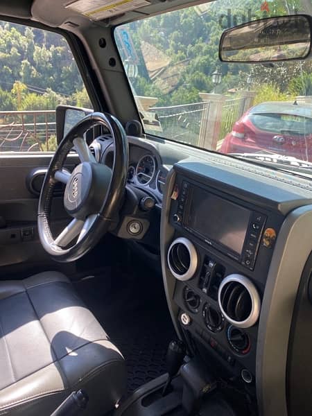 Jeep Wrangler 2010 3