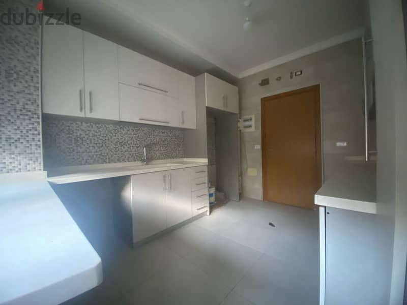 161SQM Apartment For Sale In Mar Elias شقة للبيع في مار الياس#HG934161 1