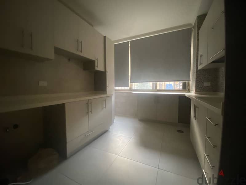 161SQM Apartment For Sale In Mar Elias شقة للبيع في مار الياس#HG934161 2