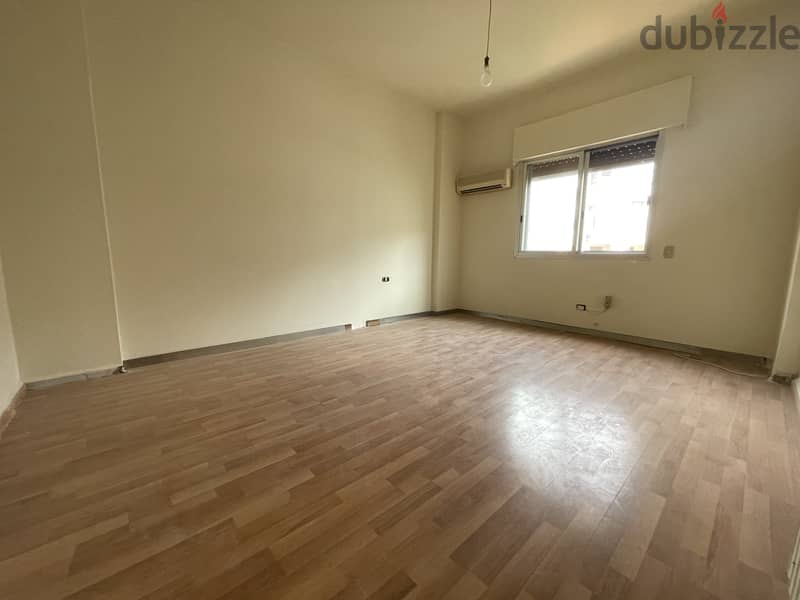 160SQM Aparmtent For Sale In Zaouk Mosbehشقة للبيع في زوق مصبح#RK93525 3