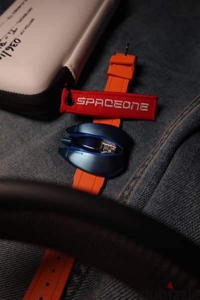 SpaceOne Titanium Blue 4