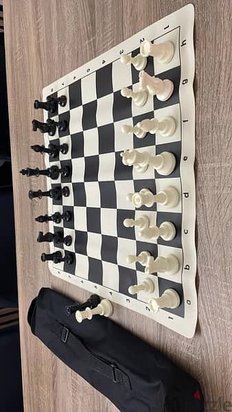 Professional Tournament Chess Roll 1