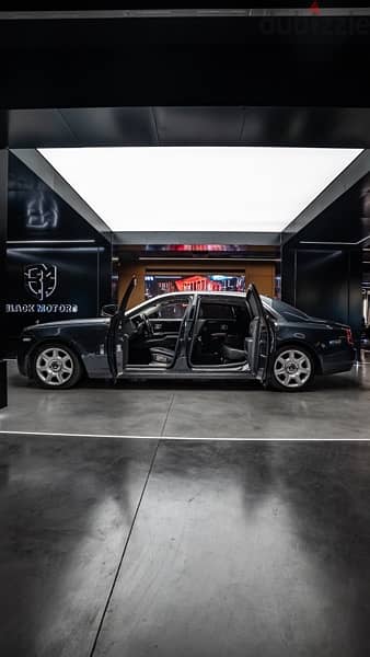 Rolls Royce Ghost 2014 1