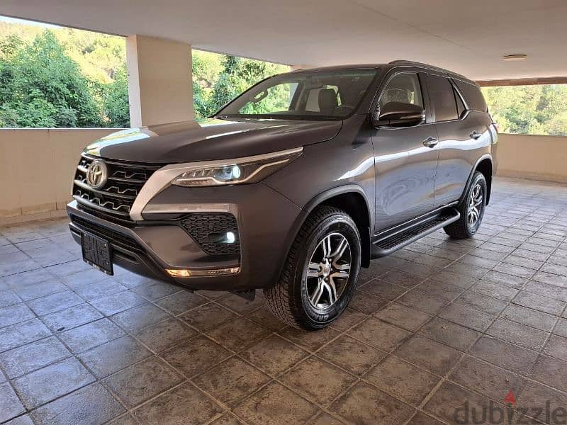 TOYOTA FORTUNER 2022 !!! BRAND NEW !! 1