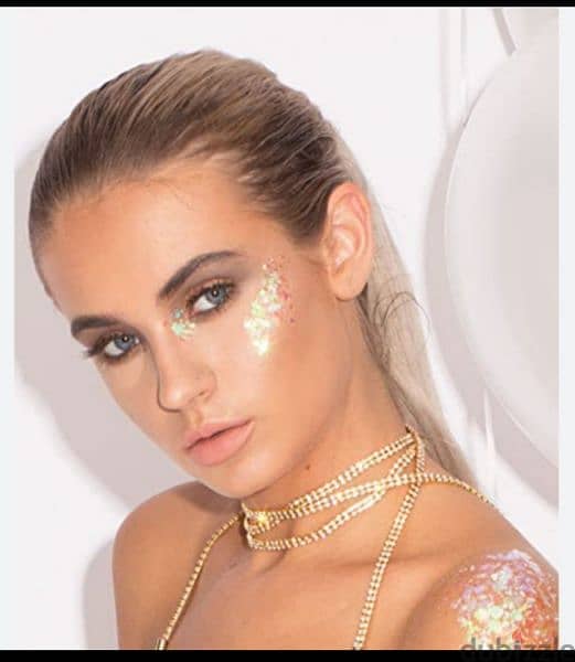 women's gold glitter tattoo 0