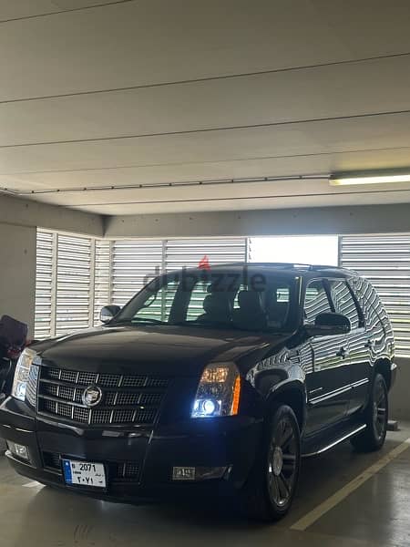 Cadillac Escalade 2012 1 owner 2