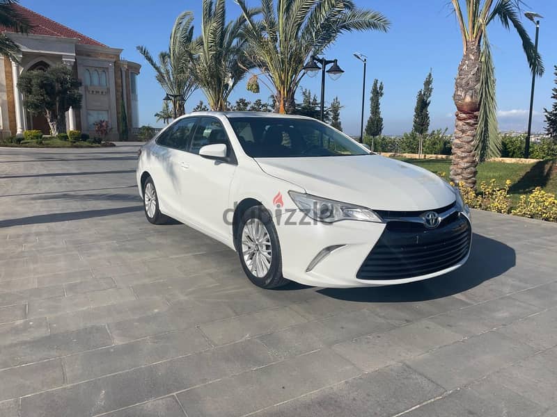 Toyota Camry 2017 0