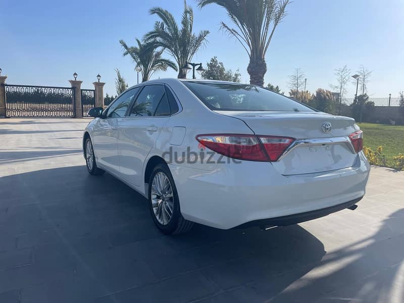 Toyota Camry 2017 3