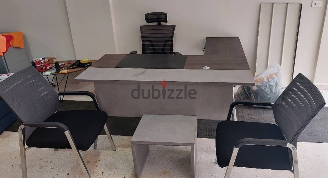 Modern L-Shaped Office Desk 0