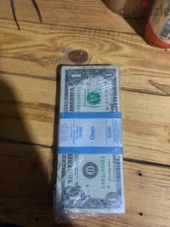 100$ dollar dollar serie