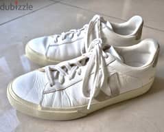 VEJA White Leather size 42