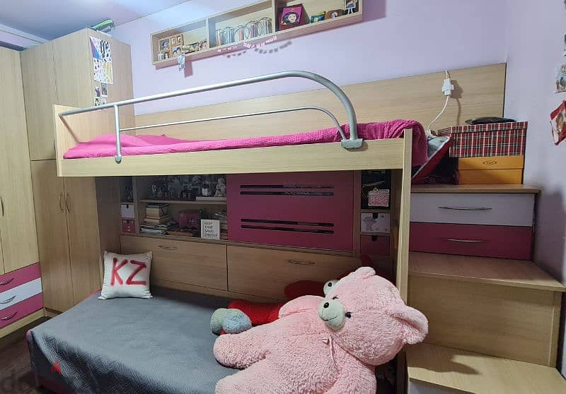 Bedroom for girls 1