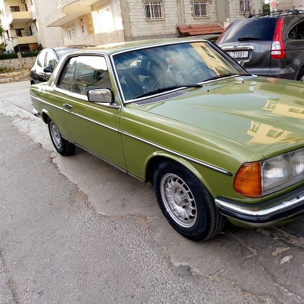 Mercedes-Benz 240/260/280 1978 5