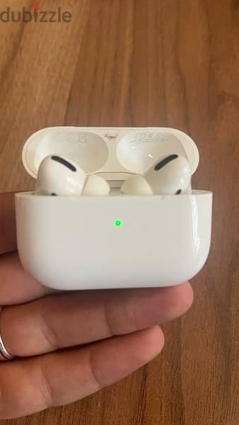 apple airpods pro 3