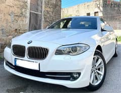 BMW 5-Series 2011 0