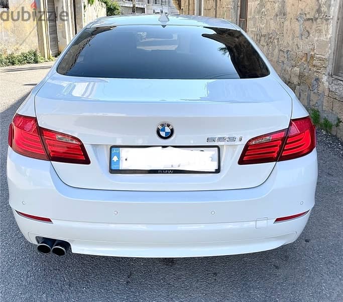 BMW 5-Series 2011 2