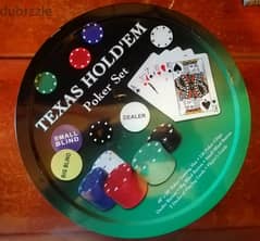 Texas holdem poker set  including 2 decks 147 chips + 3 buttons  table