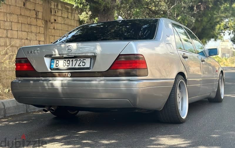 Mercedes-Benz S-Class 1992 3