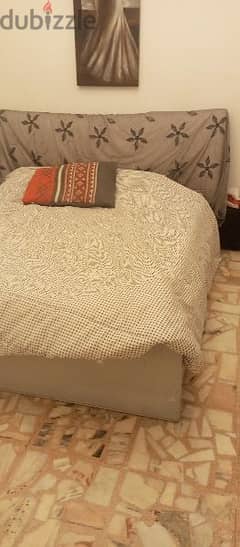 bed 180 cm in good condition