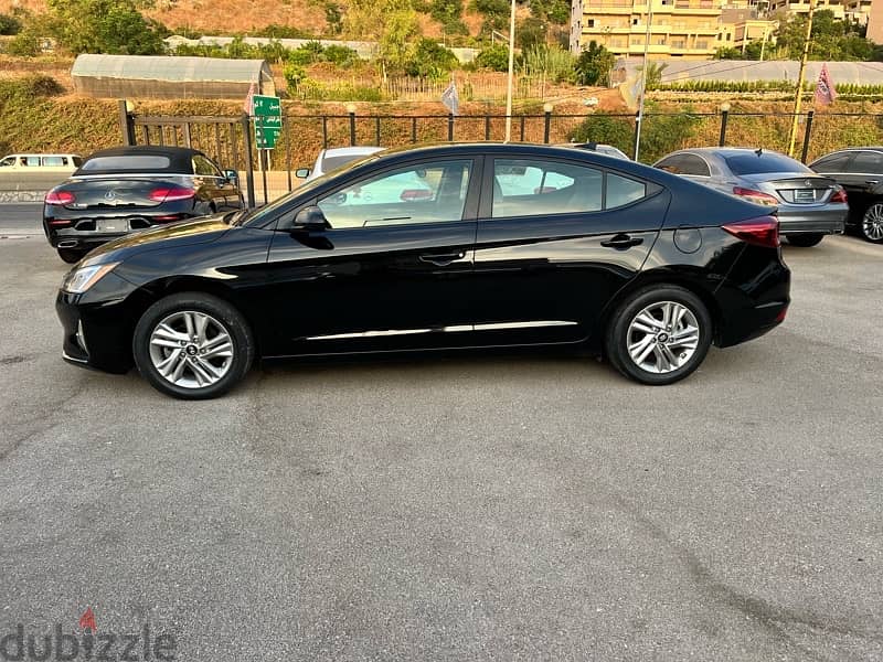 Hyundai Elantra 2019 2