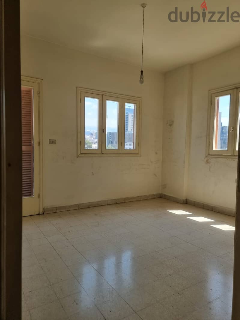 135 SQM Apartment For Sale In Achrafieh شقة للبيع في الاشرفية #JZ83424 3