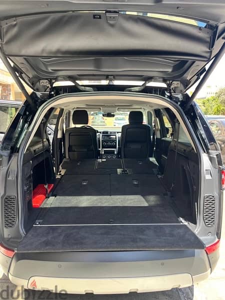 Land Rover Discovery 2017 10