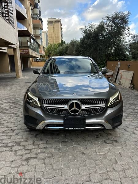 Mercedes GLC 300 coupe 2017 gray on black (clean carfax-50k miles) 0