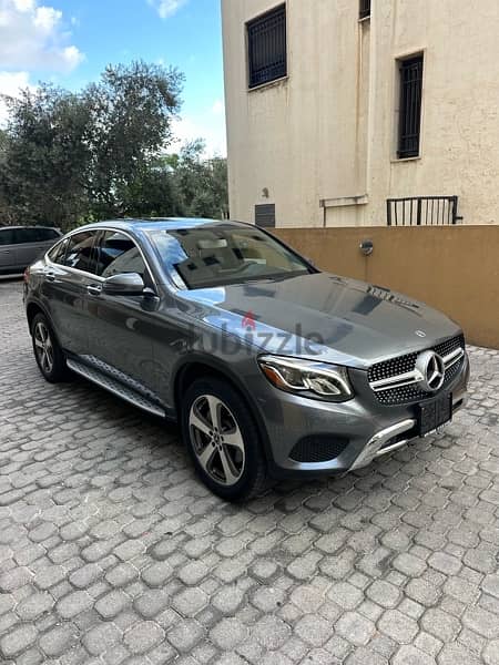 Mercedes GLC 300 coupe 2017 gray on black (clean carfax-50k miles) 2