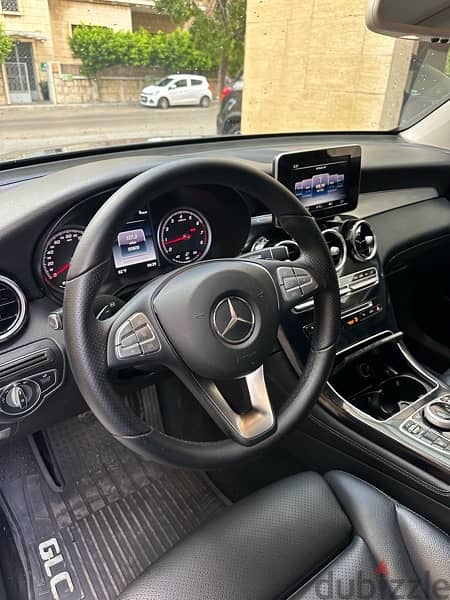 Mercedes GLC 300 coupe 2017 gray on black (clean carfax-50k miles) 9