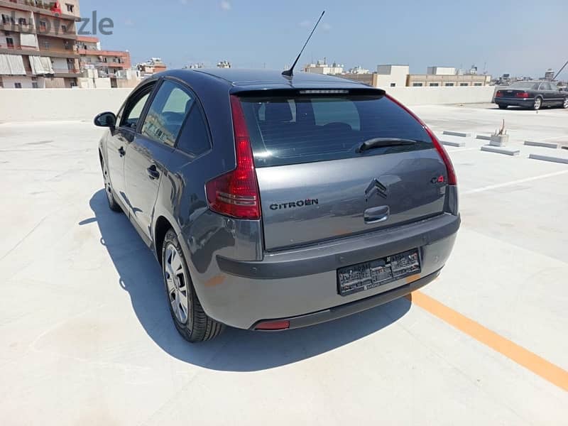 Citroen C4 2011 5