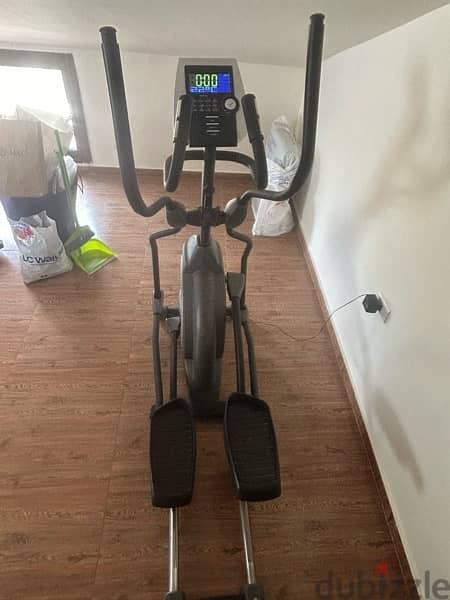 Elliptical  Barely Used 3