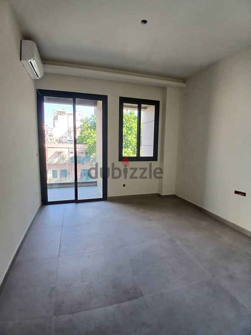 Apartment for sale in Achrafieh شقة للبيع في الأشرفية 5