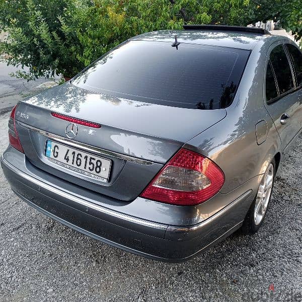 Mercedes-Benz E-Class 2006 1