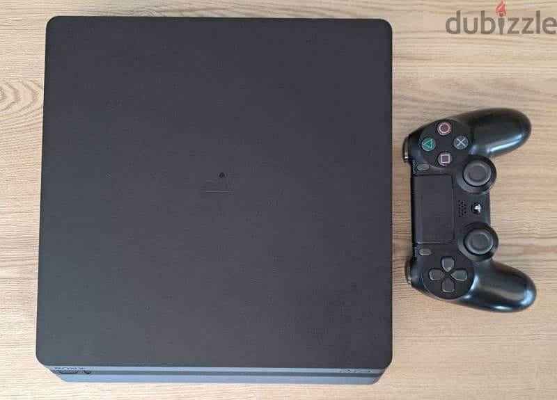 Ps4 Slim in Excellent Condition 1